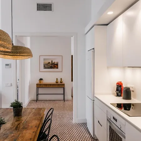 1840 By Suma Apartment