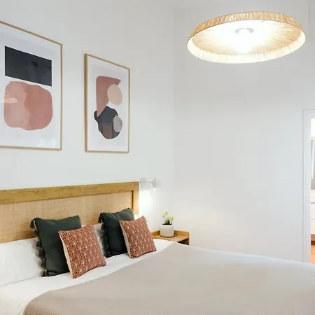 1840 By Suma Apartment