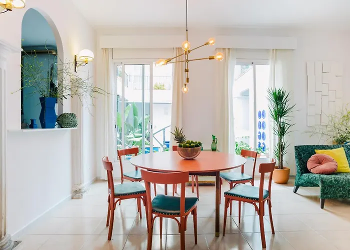 1840 By Suma * Sitges