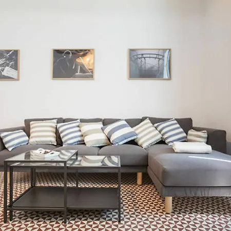 1840 By Suma Lägenhet *